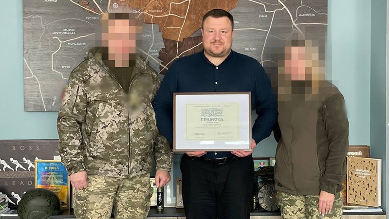 Міський голова Нововолинська отримав грамоту від Залужного