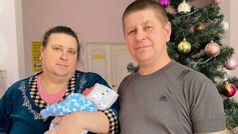 Різдвяне диво: у сім'ї волинян народилася дитина, на яку чекали 19 років