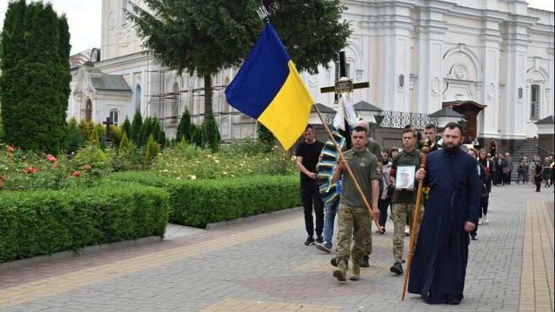 У Луцьку попрощалися із воїном Сергієм Давидчуком