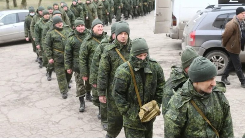 В окупаційні війська на Донеччину прибуло «підкріплення» з 500 зеків, якими командують колишні мєнти, – Генштаб ЗСУ