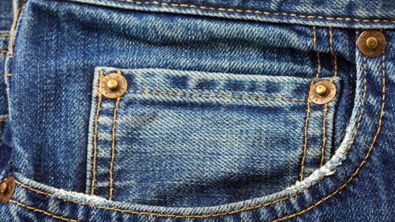 Навіщо потрібні заклепки на джинсах: користь, про яку ви не здогадувалися
