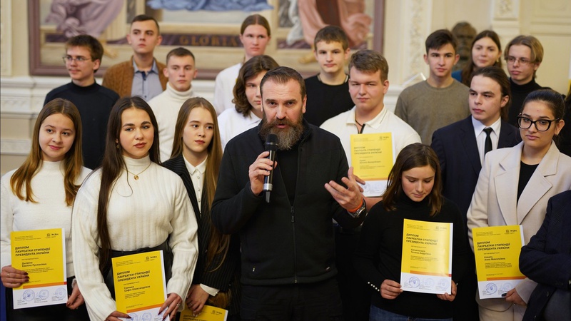 12 юних волинян отримали стипендії Президента України