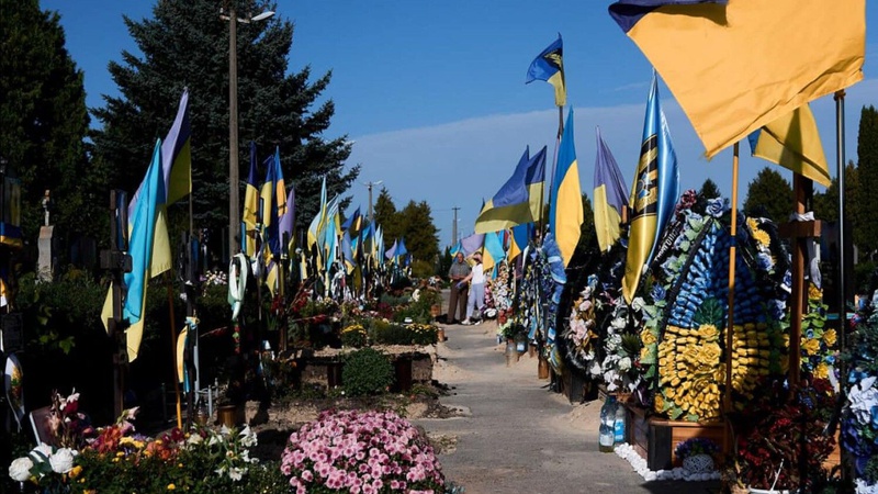 У Луцькому районі встановлюють пам'ятники загиблим Героям