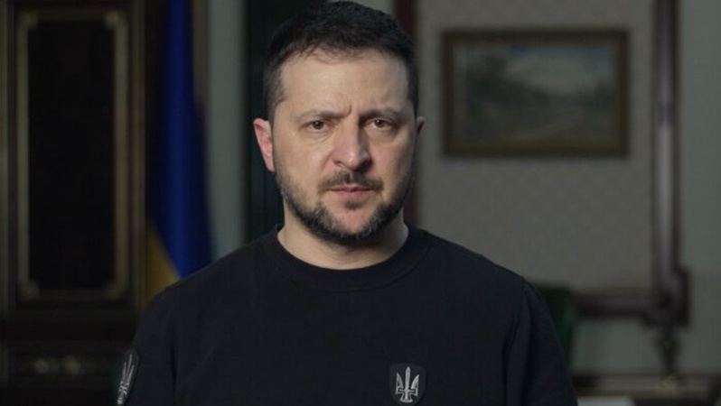 Зеленський повідомив про «болісні бої» на Донбасі
