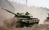 білорусь протягом жовтня надала росії сотню танків та десятки бронемашин, – ЗМІ