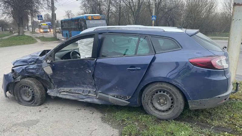 Внаслідок ДТП у Луцьку постраждали двоє людей