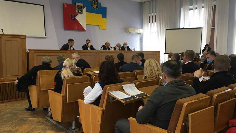 Депутатів Луцької районної ради викликають до «військкомату»