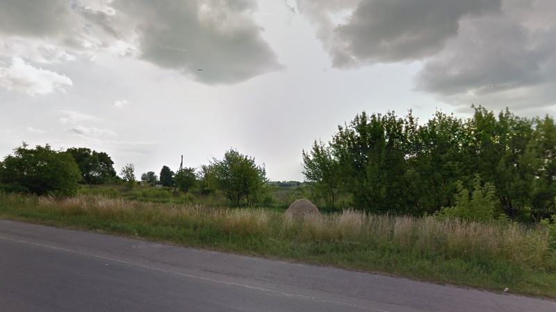 У Нововолинську за мільйон продають земельну ділянку біля автотраси