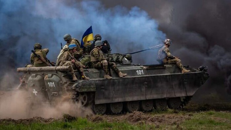Контрнаступ на півдні: ЗСУ прорвали першу лінію оборони РФ, – Міноборони
