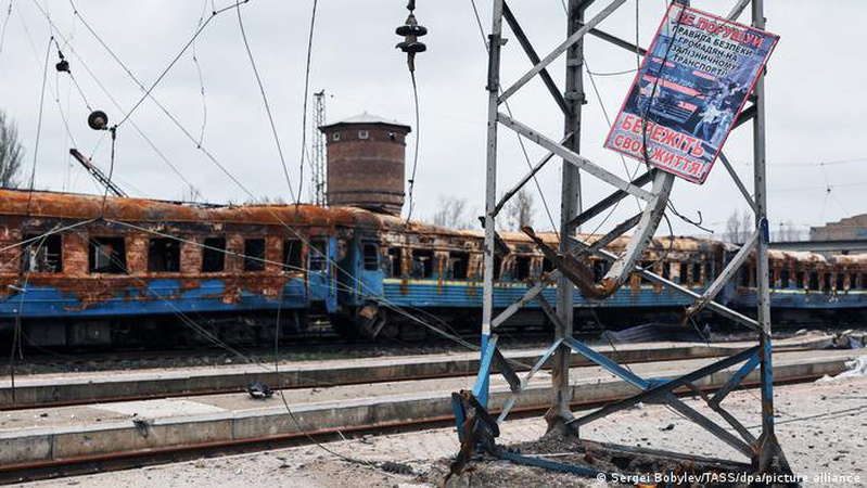 В Україні зруйновані 11 аеропортів та 21 залізничний вокзал