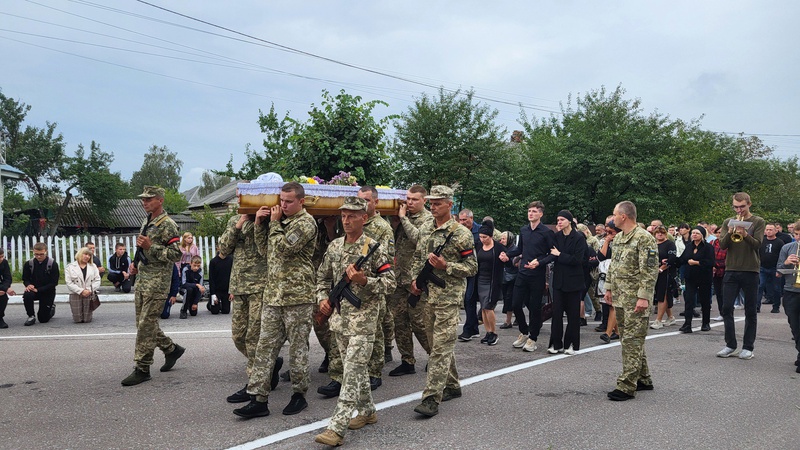 На рідну Волинь навіки повернувся Герой-прикордонник Андрій Котельніков