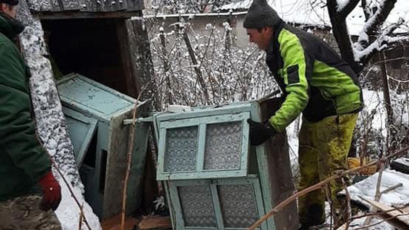 Луцькі муніципали демонтували халабуди в Кічкарівці