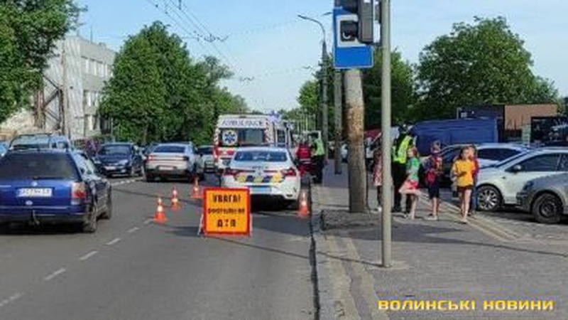 У Луцьку під колеса автівки потрапила 7-річна дівчинка