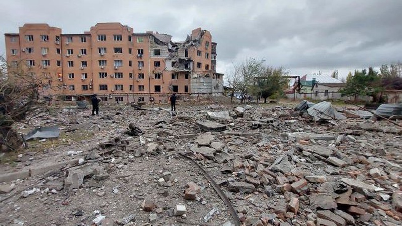 Росіяни вдарили ракетами по житлових будинках у Миколаєві