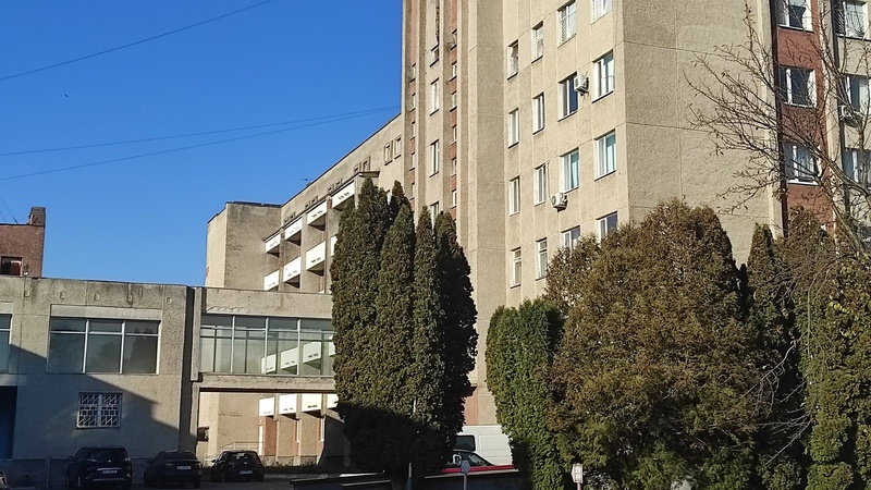 Кількість хворих у ковідному шпиталі в Боголюбах – зростає: ситуація зсередини