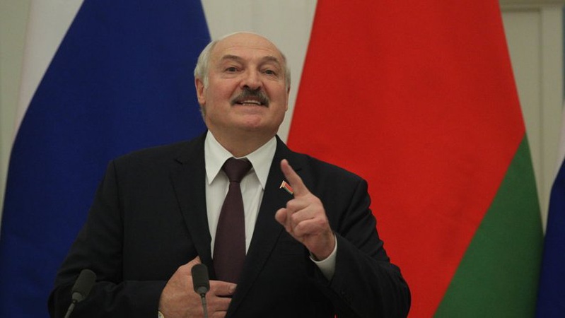 У Лукашенка запевняють, що Білорусь не загрожує Україні