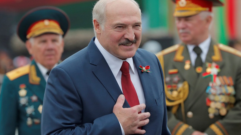 Лукашенко далі петляє, уникаючи прямої участі у війні в Україні, – британська розвідка