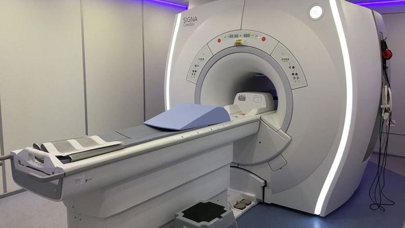 Луцька лікарня купила томограф у компанії, власник якої співпрацював з Міноборони Росії