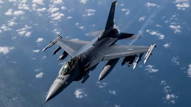 Румунія формує центр підготовки українських пілотів на F-16 – Ігнат