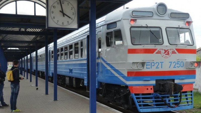 З 19 квітня змінять розклад руху потяга Ковель – Червоноград