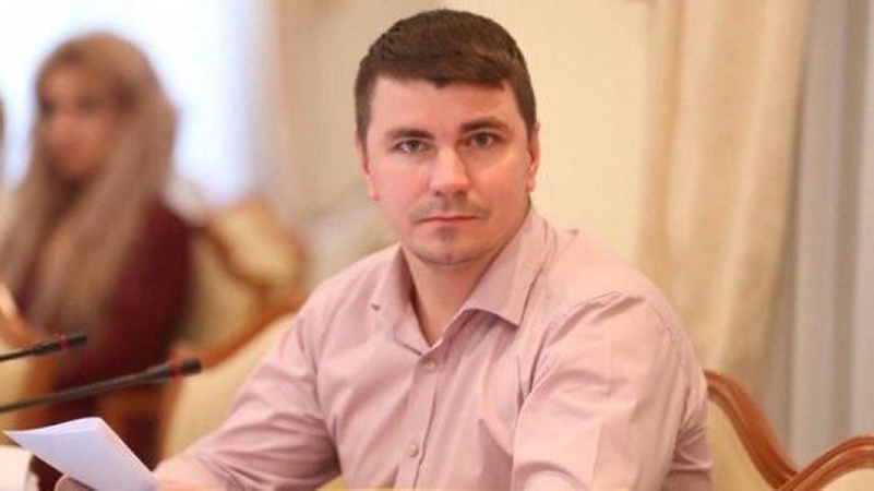 У Києві в таксі знайшли мертвим 33-річного народного депутата