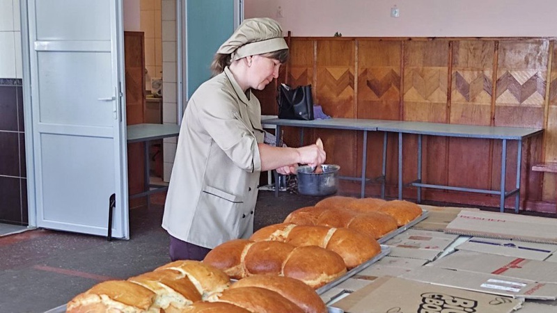 Волинські паляниці: як у Підгайцівській громаді печуть хліб на фронт