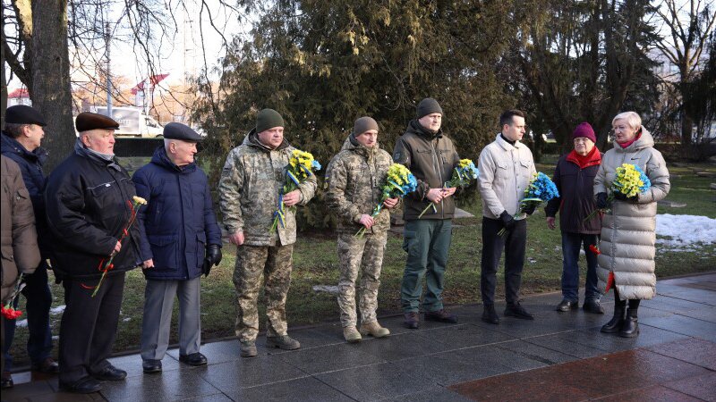 Вшанували пам’ять загиблих: 80 років тому Луцьк визволили від нацистських загарбників. ФОТО