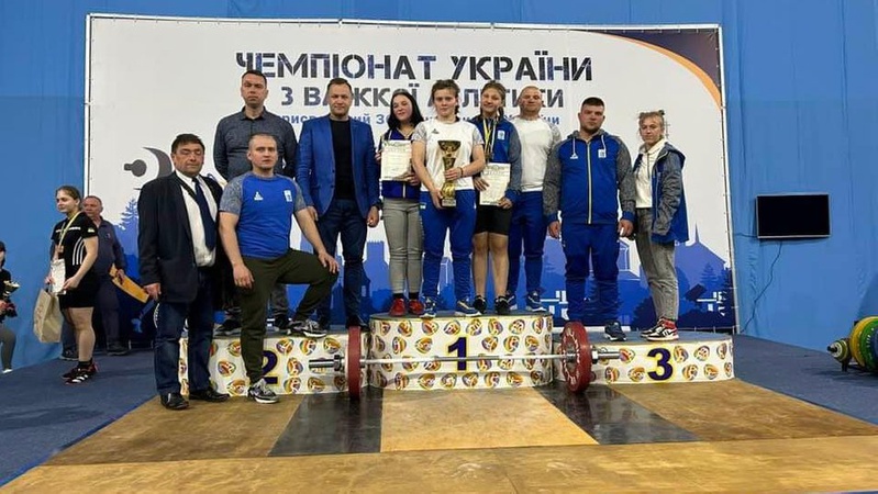 Волинські важкоатлетки стали чемпіонками України
