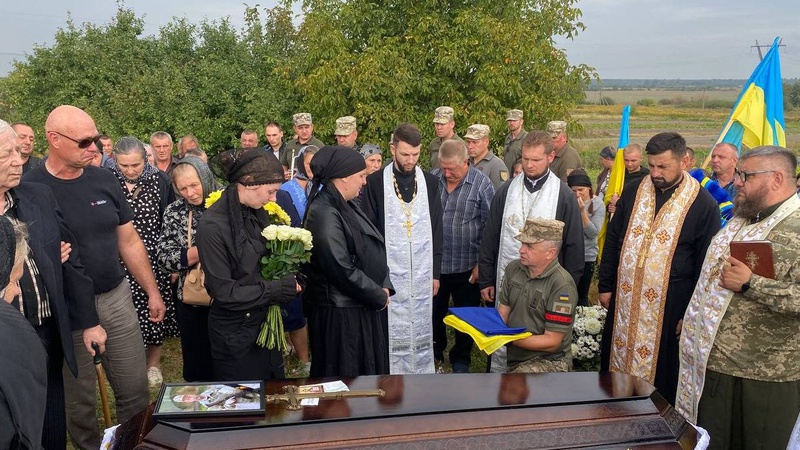 На Волині попрощалися із Героєм Леонідом Сосницьким. ФОТО