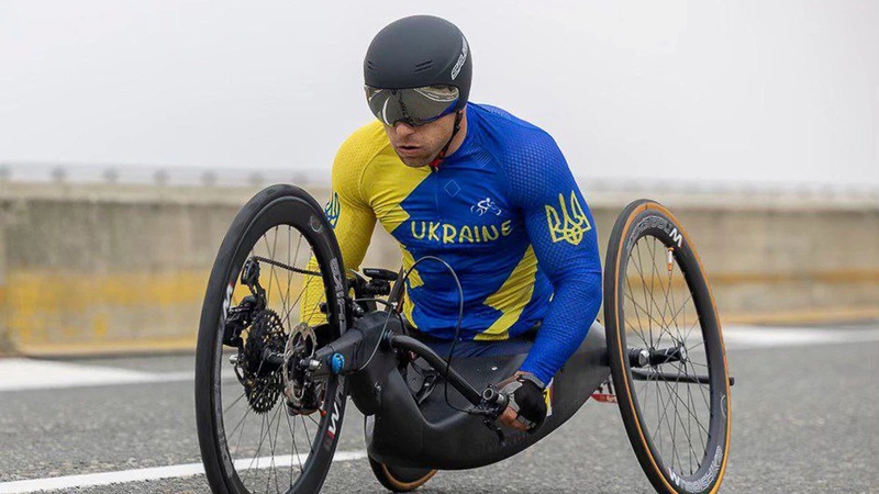 Павло Баль виборов першу в історії України паралімпійську медаль в гендбайку