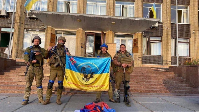 ЗСУ зайшли до Куп’янська та встановили прапор України (фото)