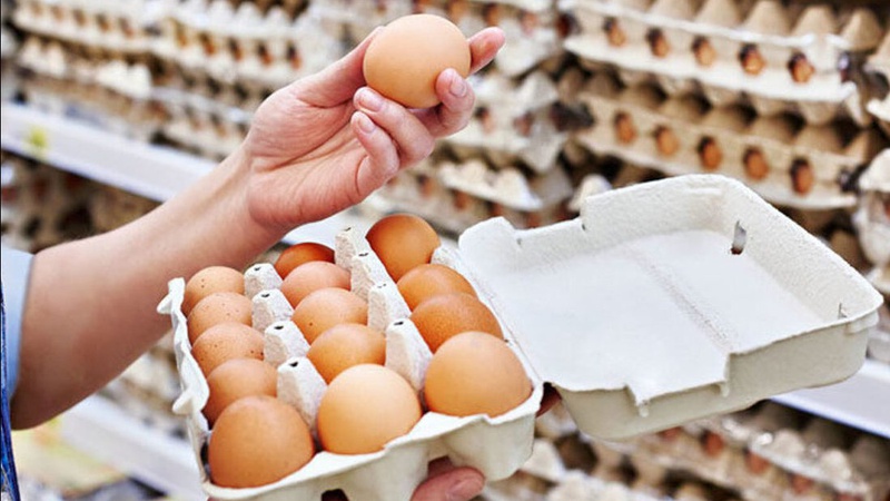 Яйця в Україні здешевшають: коли