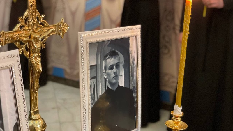 У Луцьку попрощалися зі студентом духовної семінарії, який загинув у ДТП. ФОТО