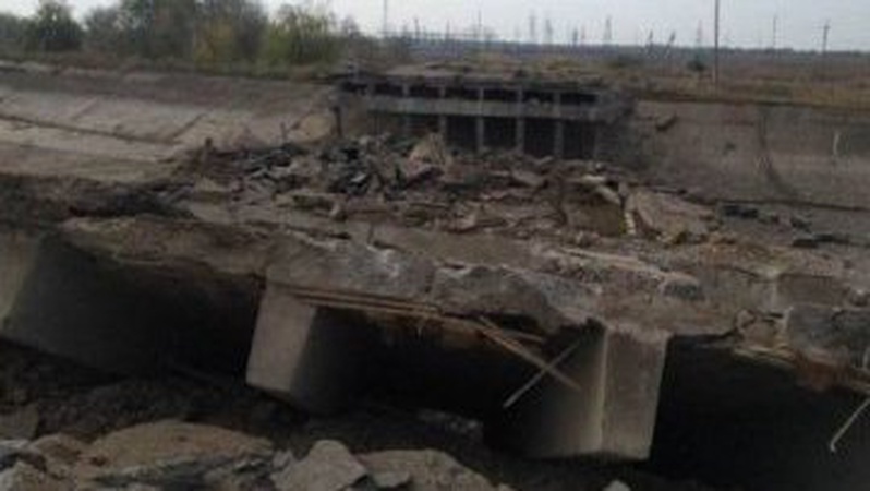 На окупованій правобережній Херсонщині росіяни почали масово підривати мости