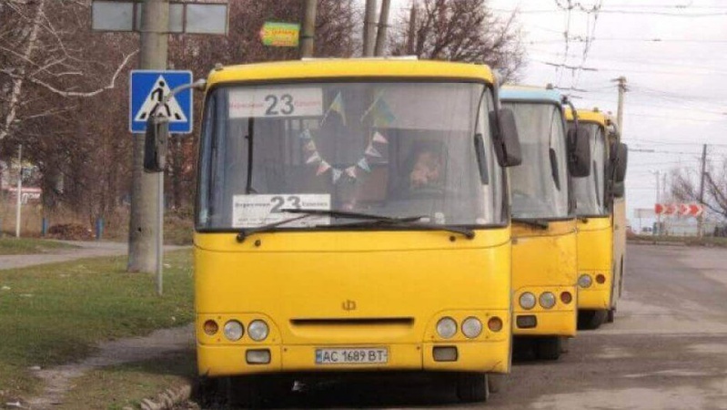 У Луцьку внесли зміни до двох маршрутів автобусів