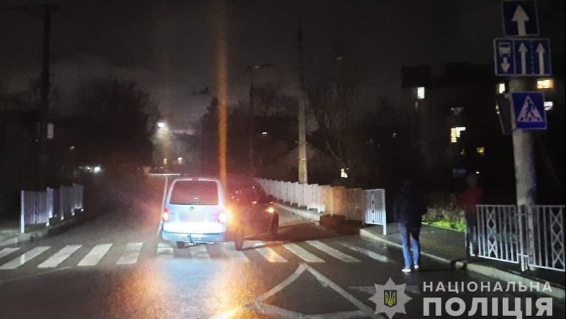 У Луцьку – ДТП: автомобіль збив двох пішоходів