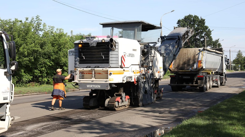 У Луцьку розпочали ремонт дороги на Дубнівській