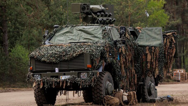 Німеччина передала Україні бронеавтомобілі Dingo