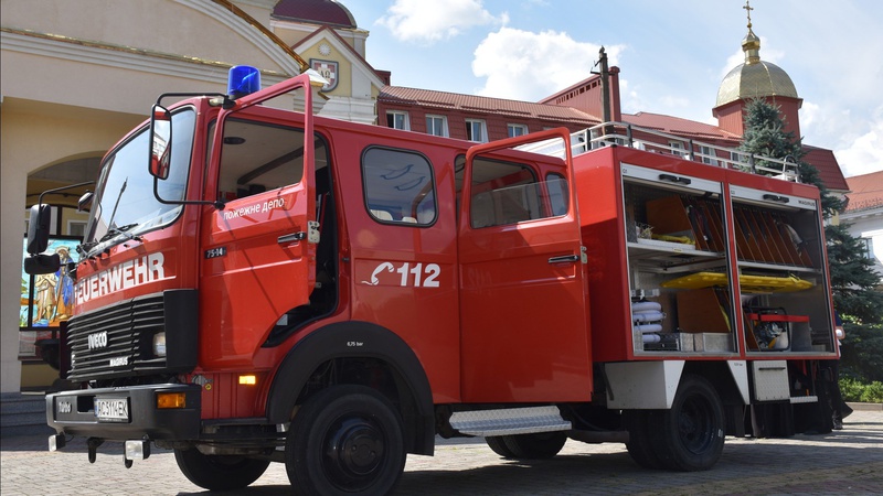 Добровільна пожежна команда села Жидичин отримала пожежний автомобіль від німецьких благодійників