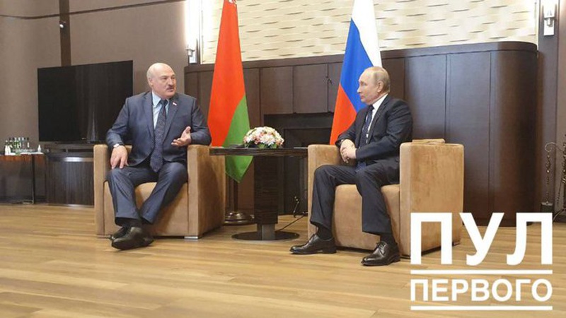 Лукашенко заявив Путіну, що Польща і «натовці» збираються захопити захід України
