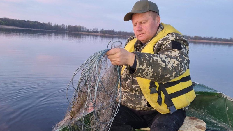 На Волині екологи знайшли понад 1,5 км заборонених риболовних сіток