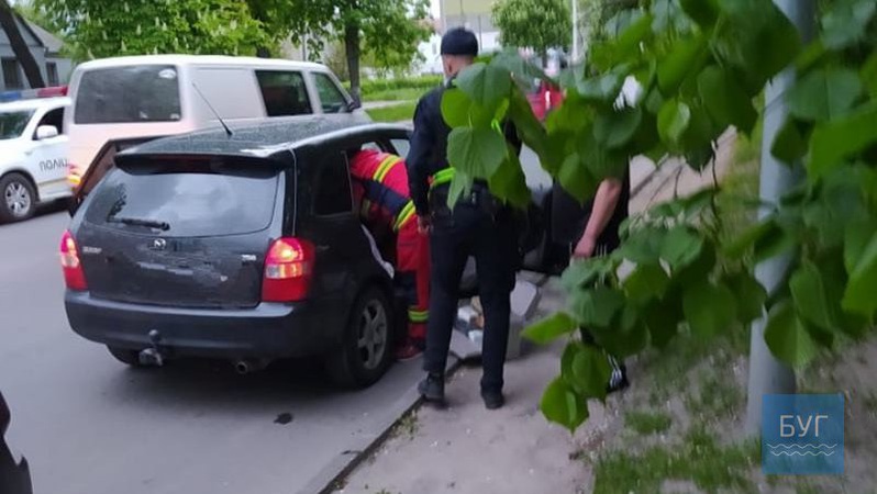 У Володимирі в автомобілі померла 26-річна жінка