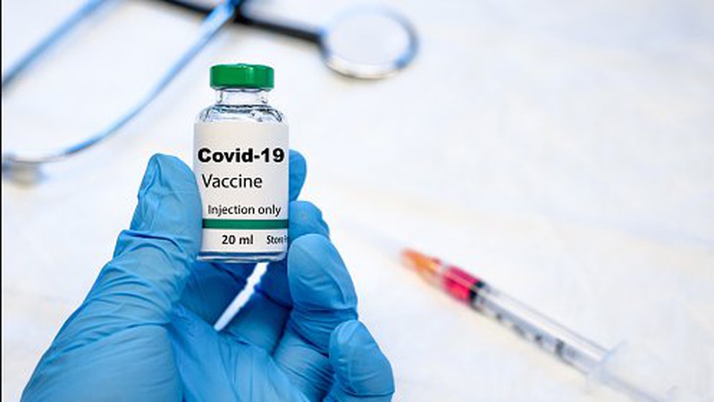 Жителів Нововолинська кличуть вакцинуватися від коронавірусу