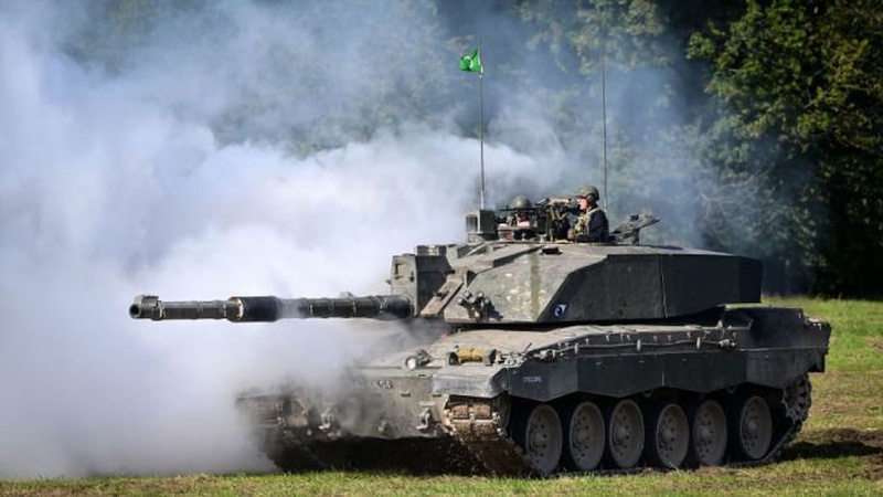 Велика Британія надасть Україні вдвічі більше танків Challenger 2