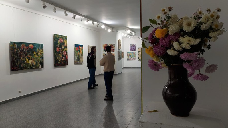 У луцькій Галереї мистецтв відкрили виставку «Квіти»