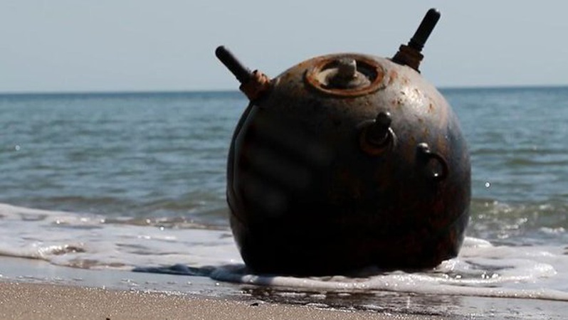 В Одесі на пляж винесло якірну міну