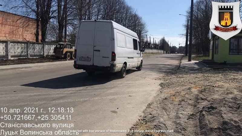 Підприємство заплатить штраф за те, що його водій забруднив дорогу в Луцьку