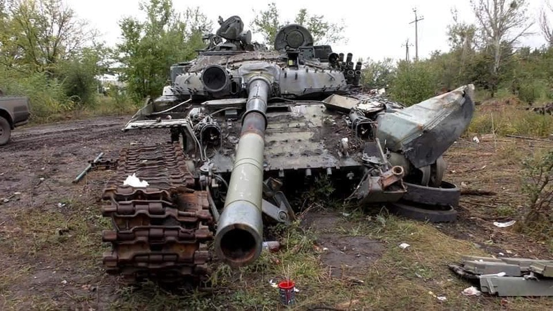 Українські воїни знищили за добу 44 танки і 27 бронемашин ворога