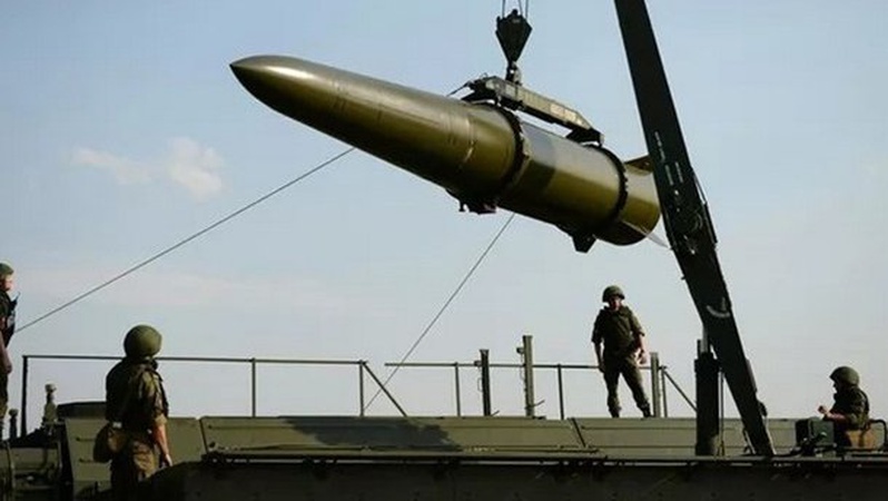 Ядерну зброю в білорусі розмістять біля західних кордонів – посол РФ