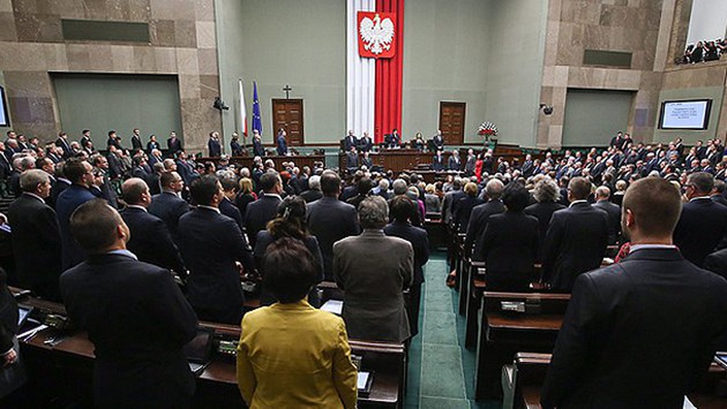 Сейм Польщі ухвалив резолюцію до 80-х роковин Волинської трагедії
